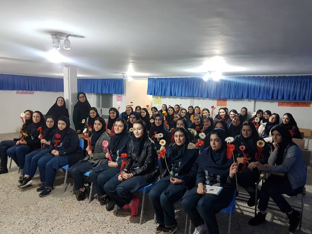 جشن روز دانش آموز