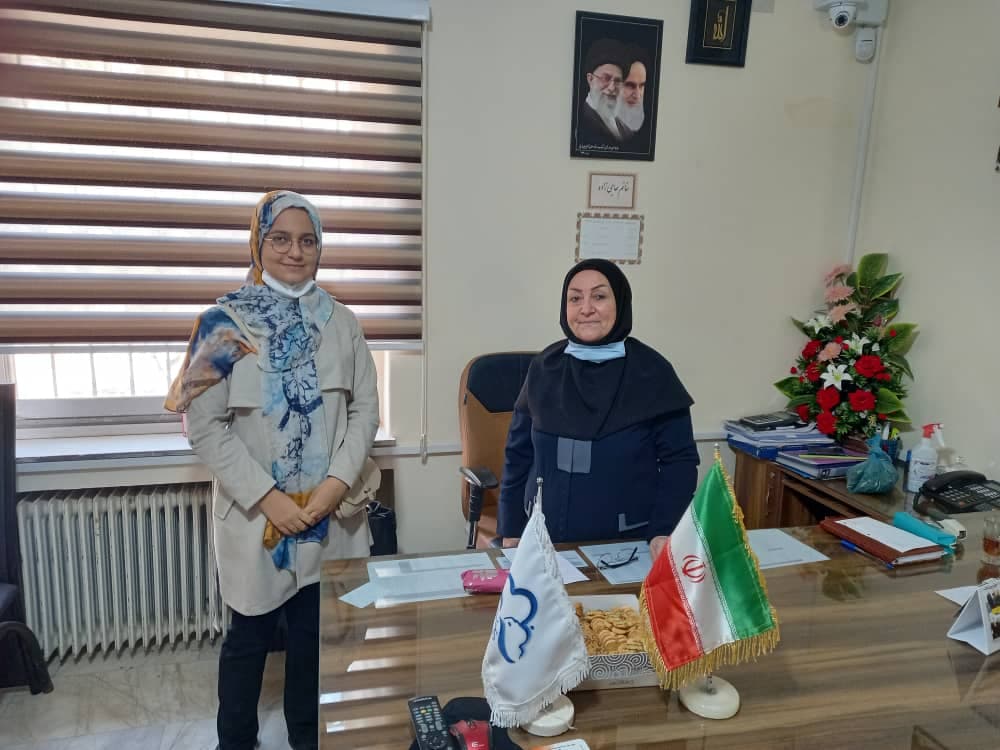 دیدارچند نفر قبولی های کنکور 99 با مدیر دبیرستان تسنیم