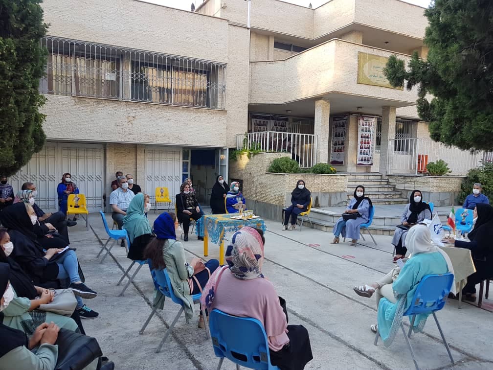 تعامل و هم اندیشی با اولیا ،تشریح برنامه های سال تحصیلی جدید با توجه به شرایط کرونا( مرداد99)