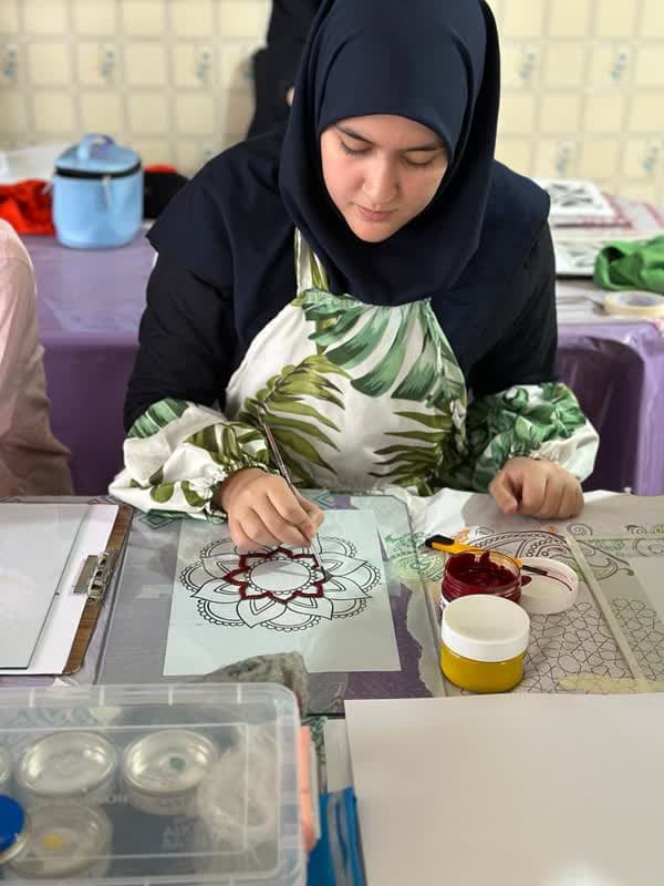 کلاس های تایپو گرافی دانش آموزان فوتوگرافیک