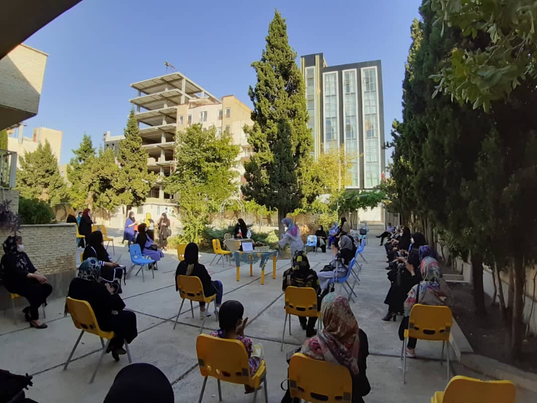 جلسات تعامل و هم اندیشی با اولیا