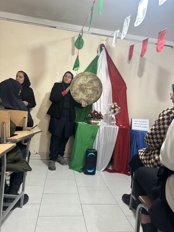 تک نوازی دانش آموزان تسنیم به مناسبت دهه فجر